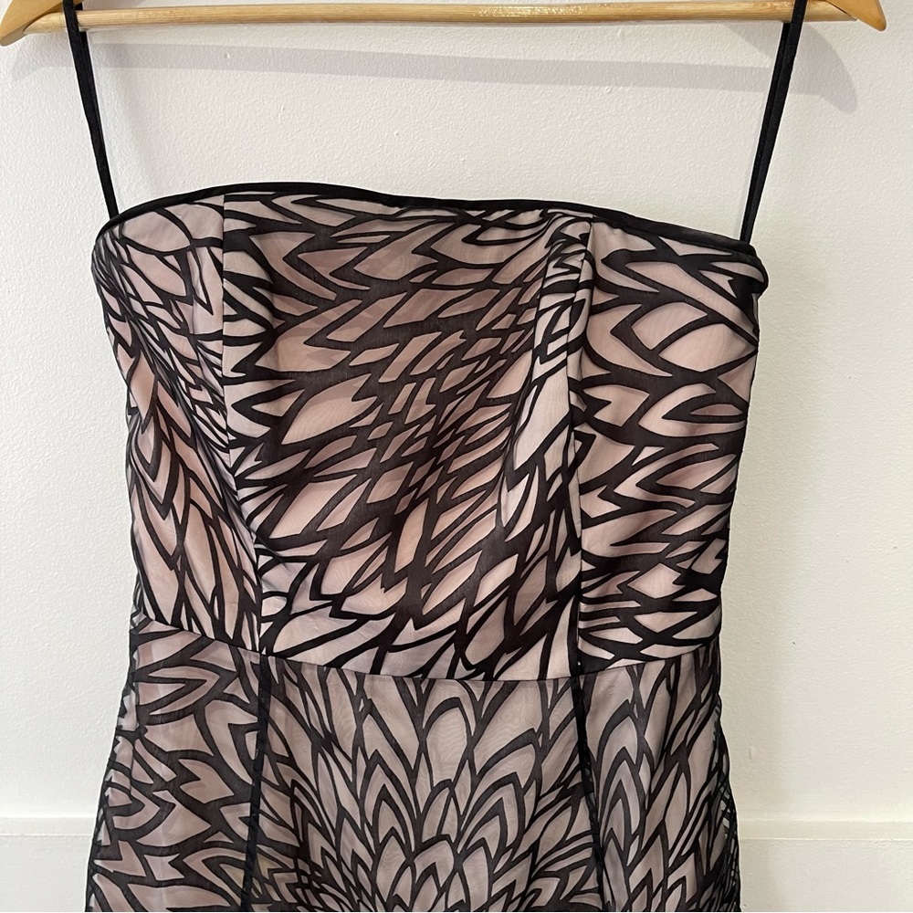 WHITE HOUSE BLACK MARKET Strapless Formal/Party Dress Women’s 2 Black/Pink Lined - Picture 5 of 8